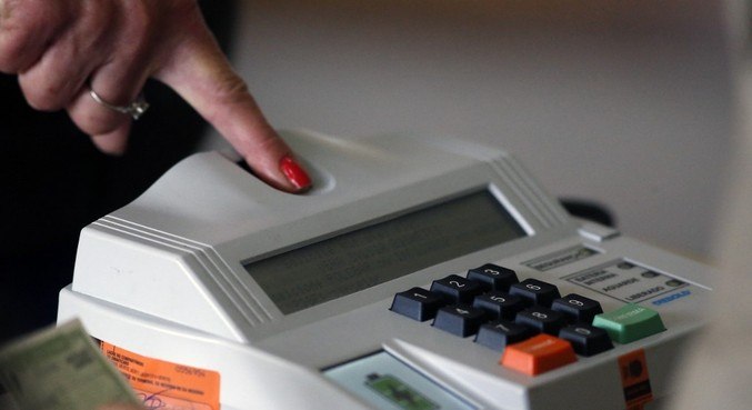 Eleitores que não têm a biometria cadastrada podem votar apenas com documento