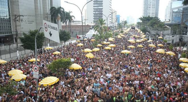 Foliões relatam como foram alvos de golpes e dão dicas de prevenção