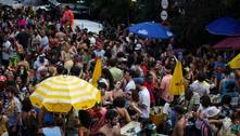 Blocos de rua criam domingo típico de Carnaval em abril e encerram desfiles no feriado prolongado 