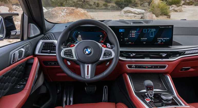 Crossovers de luxo passam a contar com BMW Curved Display com duas telas