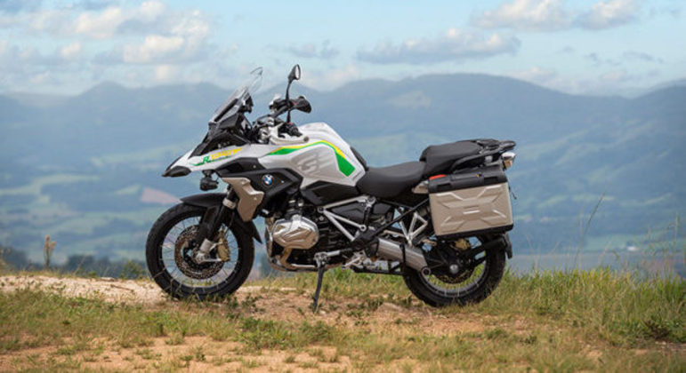 BMW celebra 50 mil motocicletas produzidas no Brasil