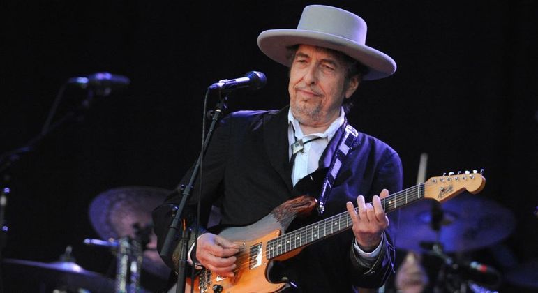 Bob Dylan durante show  na França, em 2012