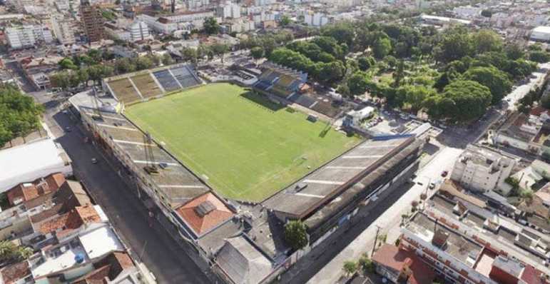 Boca do Lobo - Inaugurado em 25/11/1908- Clube dono do estádio: Pelotas