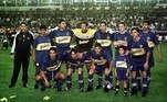 Boca Juniors-ARG – 2000 e 2001Em 2000, o Boca Juniors bateu o Palmeiras na grande final da Libertadores. As duas partidas da final terminaram empatadas. No primeiro confronto, 2 a 2 na La Bombonera. No segundo, 0 a 0 no Morumbi e a partida foi para a decisão de pênaltis. Nas penalidades máximas, o Boca venceu por 4 a 2. Em 2001, os xeneizes enfrentaram os mexicanos do Cruz Azul. O Boca Juniors venceu o primeiro confronto, no México, por 1 a 0, e perdeu o segundo, na Argentina, também por 1 a 0, levando a partida para a decisão de penalidades. Vencendo nos pênaltis por 3 a 1, o Boca se consagrou, mais uma vez, bicampeão consecutivo da Copa Libertadores