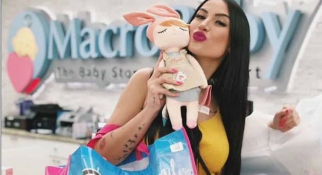 boca rosa bianca andrade