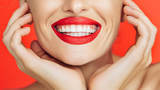 A cor do batom pode deixar seus dentes mais brancos, saiba como escolher