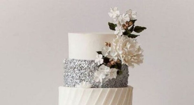 Bodas de prata bolo prateado