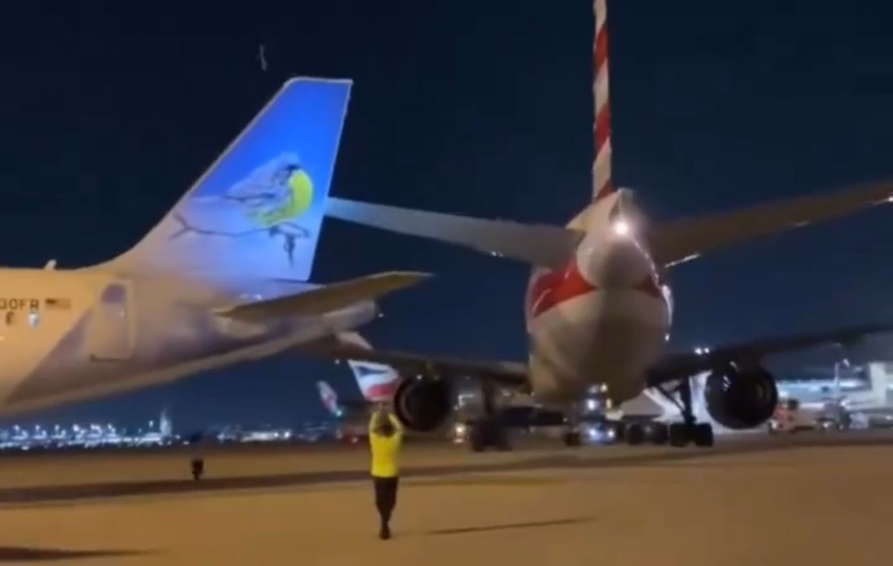Aérea cancela voo após avião com destino a São Paulo atingir outra aeronave  em Miami - Prisma - R7 Luiz Fara Monteiro