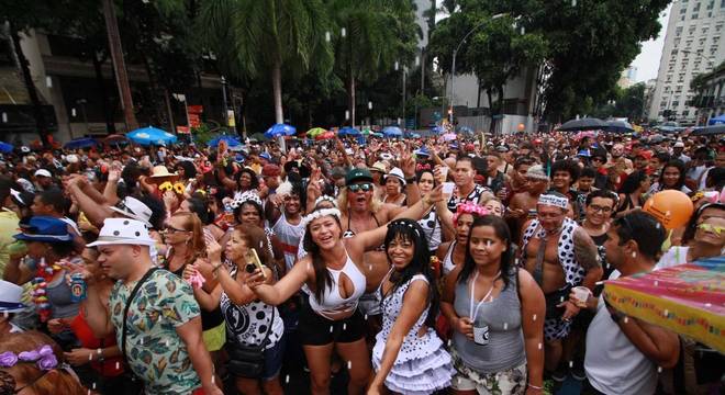 CordÃ£o do Bola Preta, no Rio de Janeiro, levou 1,5 mi Ã s ruas
