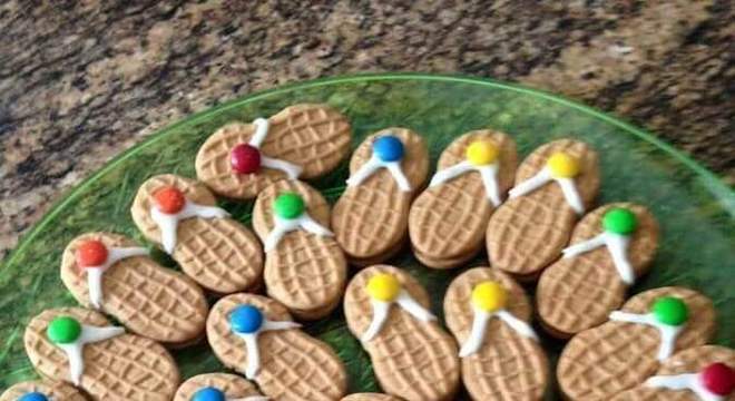 bolachinhas decoradas para festa na piscina