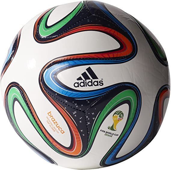 Fifa apresenta a 'Al Hilm', bola que será usada nas semifinais e
