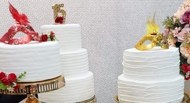 Bolo baile de máscaras