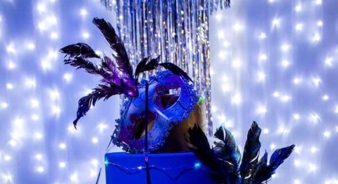 Bolo baile de mascaras personalizado