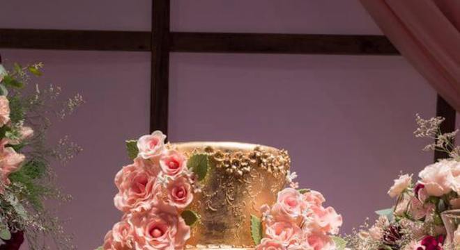 bolo de 15 anos moderno 