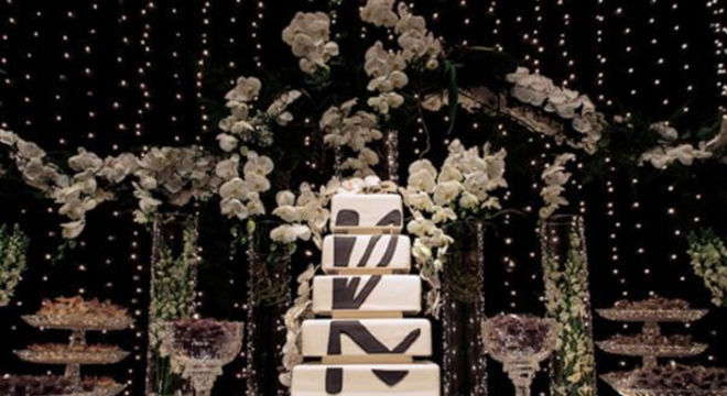 bolo de 15 anos quadrado