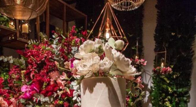 Bolo de aniversário simples