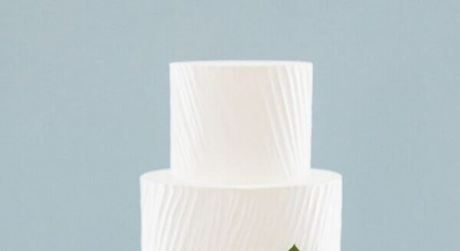 bolo de casamento branco 3 andares 