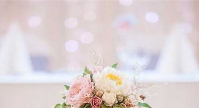 bolo de casamento com flores