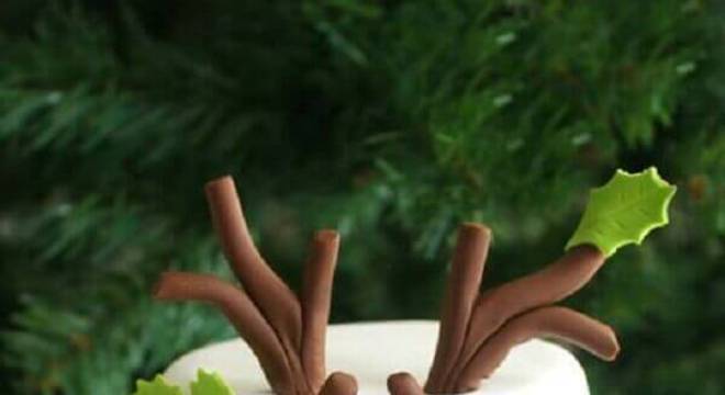 bolo de natal infantil decorado com pasta americana