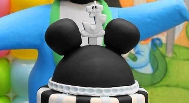 bolo personalizado para festa do mickey baby 