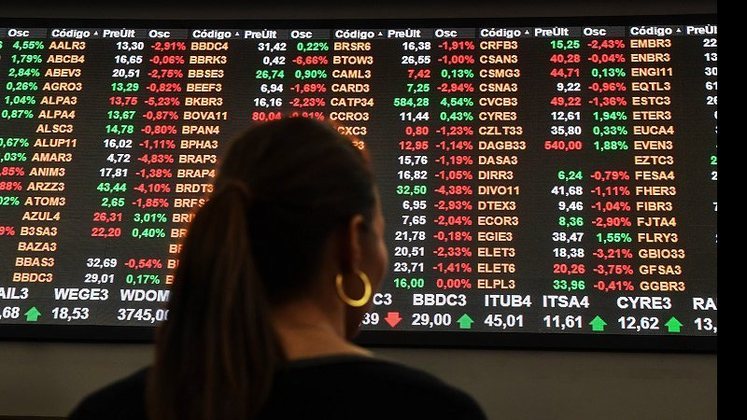 Número de mulheres investidoras da Bolsa de Valores registrou recorde em 2022
