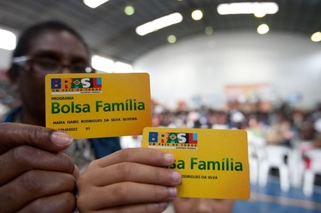 Bolsa Família paga em média R$ 189 por família