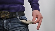 Especialistas dão dicas para economizar nas compras de fim de ano em 2023 (Chris S./Pixabay)