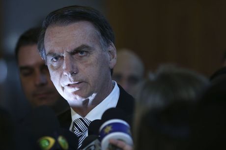 Bolsonaro vai extinguir Ministério do Trabalho
