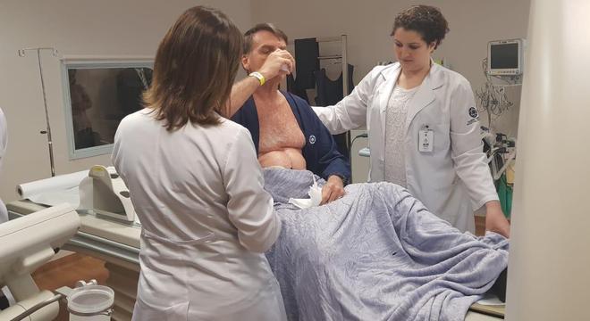 Bolsonaro passou por uma bateria de exames