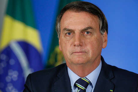 Bolsonaro disse ter a missão de "salvar vidas"