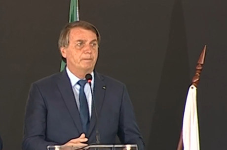 Bolsonaro acompanha formatura de agentes