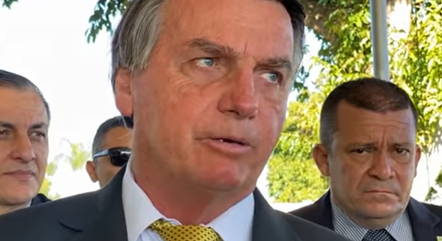 Bolsonaro admite que falta dinheiro para obras
