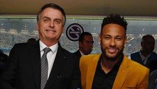 Bolsonaro entrega medalha de 'imbrochável, imorrível e incomível' a Neymar