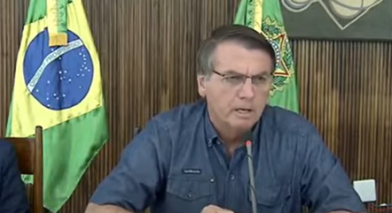 Bolsonaro diz que governo sufocou o MST