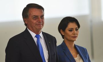 Bolsonaro ficou com terceiro conjunto de joias que inclui relógio Rolex de R$ 364 mil  (Marcelo Camargo  /Agência Brasil)