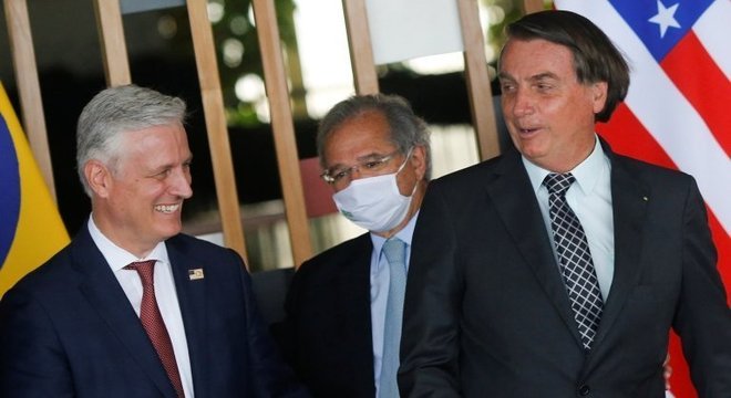 Bolsonaro e Paulo Guedes receberam o assessor de segurança dos EUA, Robert O'Brien, esta semana