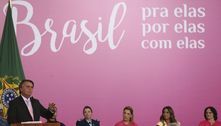 'Presidente cor-de-rosa': Bolsonaro lança programas para as mulheres 