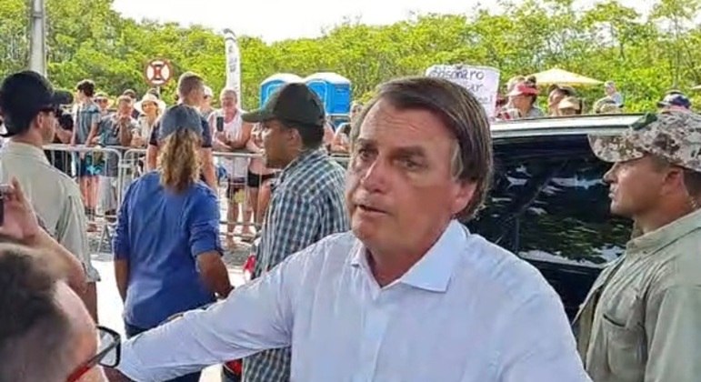 Presidente Jair Bolsonaro viaja para SC para o Réveillon