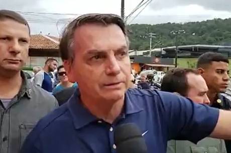 Bolsonaro fala sobre o PIX no Twitter