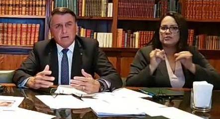 O presidente Bolsonaro durante live