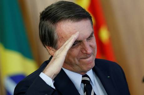 Bolsonaro e Mourão proposta dos militares