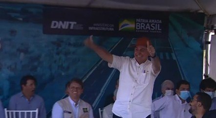 Bolsonaro vai à Bahia inaugurar trecho de rodovia