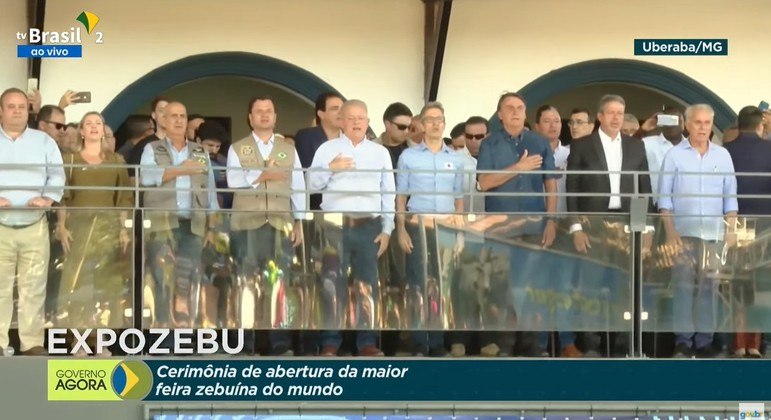 Presidente Bolsonaro durante a abertura da ExpoZebu, em Uberaba (MG), neste sábado (30)