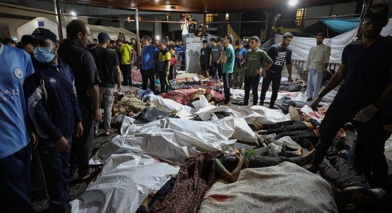 'O horrível massacre cometido pela ocupação sionista' contra o hospital, 'que deixou centenas de vítimas, é um crime de genocídio', declarou o grupo terrorista Hamas em comunicado