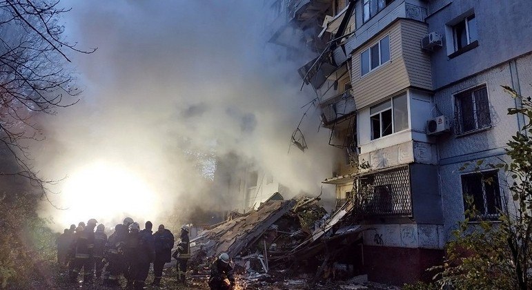 Série de ataques com mísseis russos atingiu diversas cidades ucranianas