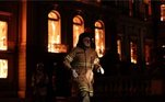 Desde a noite do último domingo (2), as atrações deixaram de existir e se tornaram cinzas, queimando também parte da história do país que registrada no histórico Museu Nacional