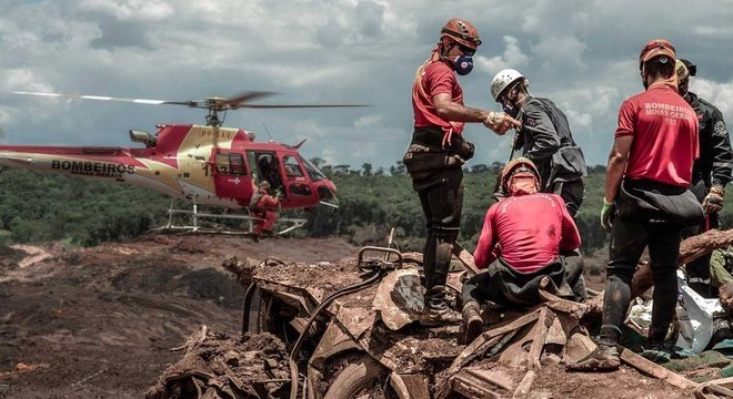 Bombeiros confirmaram mais trÃªs mortos identificados em Brumadinho