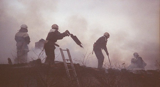  'Os bombeiros foram os verdadeiros heróis da tragédia', diz o historiador Serhii Plokhii


