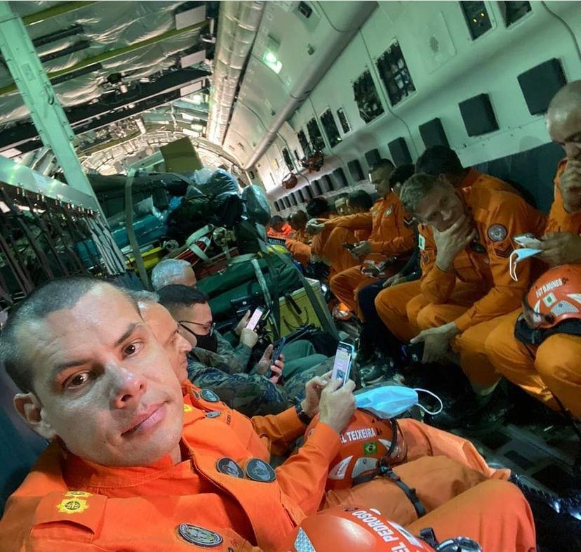 Bombeiros do DF e de MG seguiram para o Haiti, além de agentes da Força Naciona