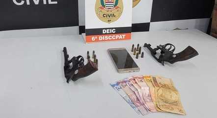 Com 'bonde do elevado,' Polícia apreendeu duas armas de fogo com numeração raspada